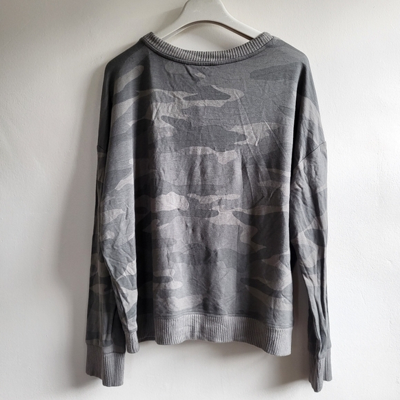 New Splendid Supersoft Camo Crewneck L/S Pullover Shirt/Light Sweater NWT XL - Picture 7 of 10